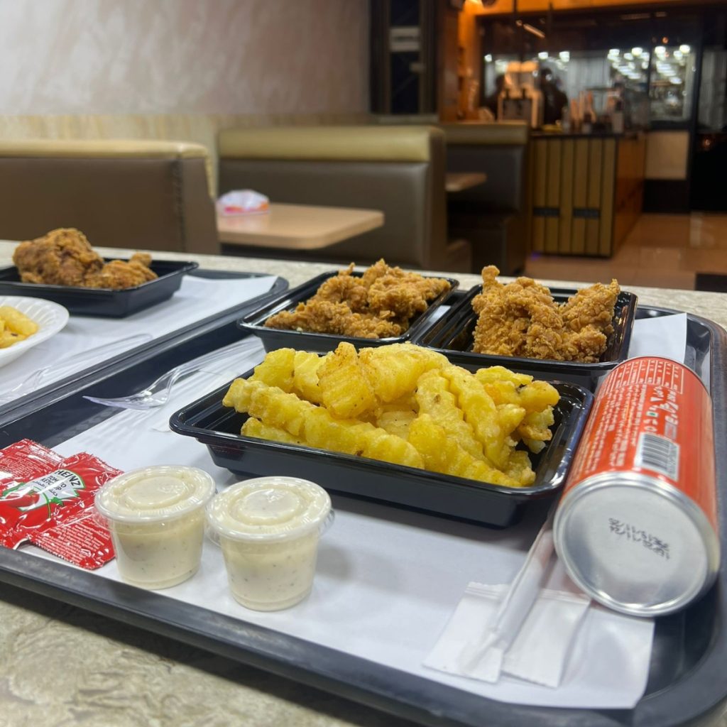 TWINS FOOD & DRINK بروست علي